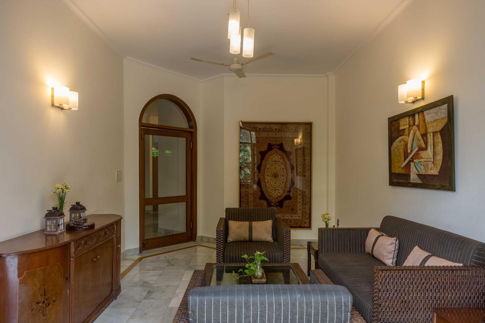 Woodpecker Apartments Hauz Khas Ню Делхи Екстериор снимка