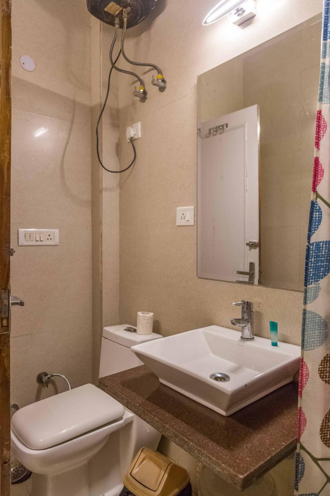 Woodpecker Apartments Hauz Khas Ню Делхи Екстериор снимка